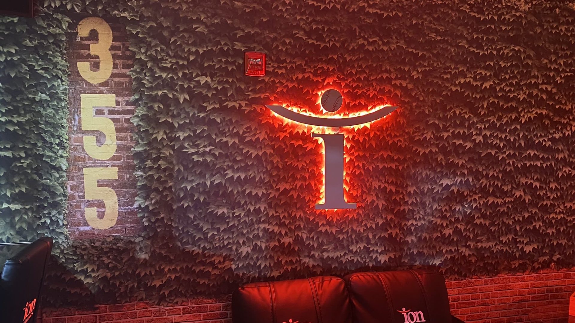 52637826485_228a082904_k